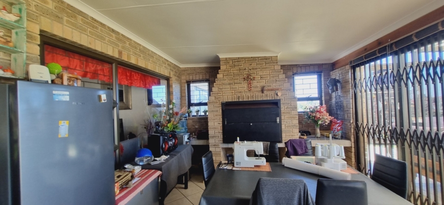 3 Bedroom Property for Sale in Noorsekloof Eastern Cape